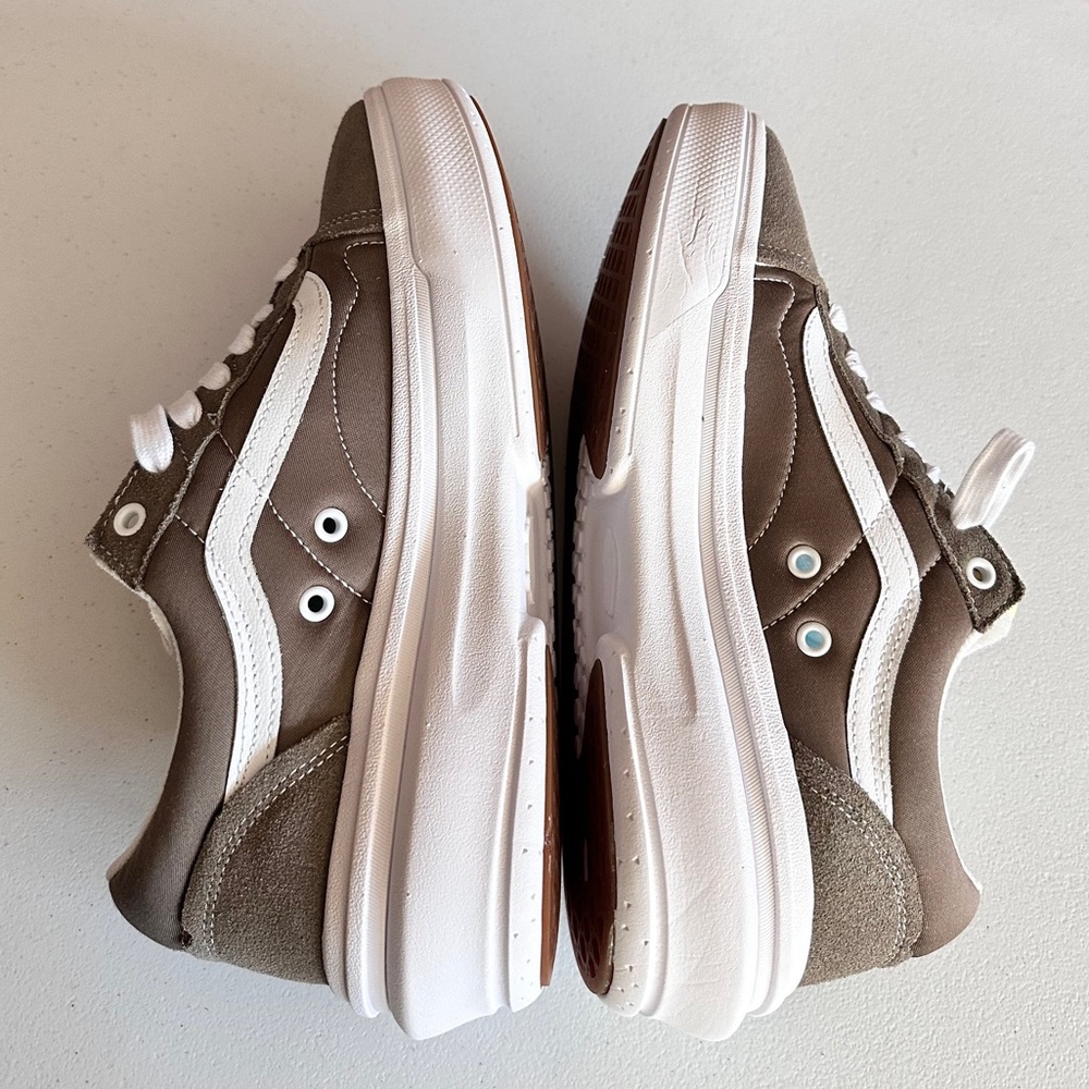 VANS Old Skool Overt CC Low Top Canvas Suede Sneakers Sz. Men’s 10.5 Women’s 12 - Picture 7 of 15